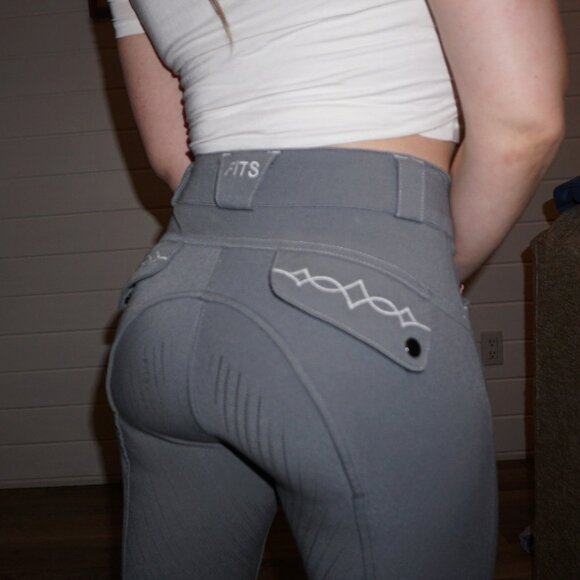 Womens XS FITS full seat breeches - Picture 4 of 5